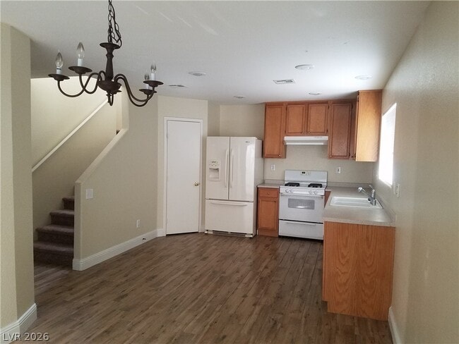 Building Photo - 11940 S Wild Chamomile St