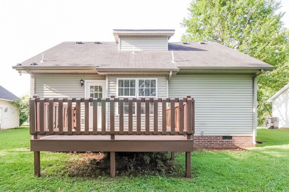 Building Photo - 1754 Lucille Ln