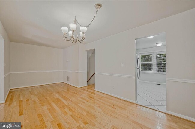 Building Photo - 7177 Lake Cove Dr