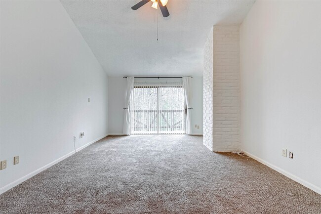 Building Photo - 395 Rancho Bauer Dr