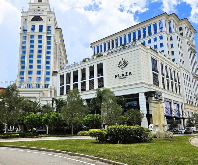 Building Photo - 104 Santander Ave