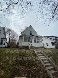 Building Photo - 1064 Dunham St SE