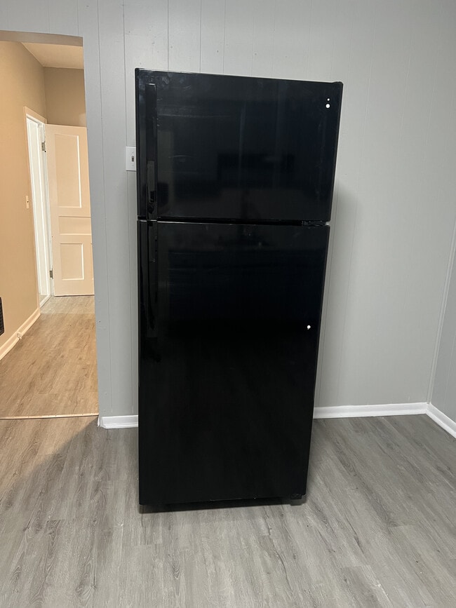 Building Photo - 334/336 Parkdale Ave.