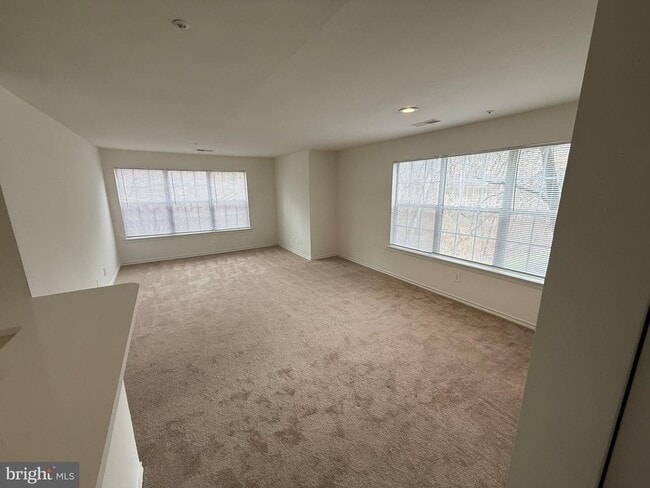 Building Photo - 18520 Boysenberry Dr