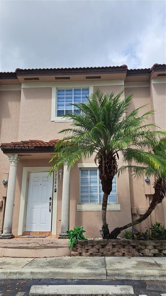 Primary Photo - 17084 SW 138th Ct
