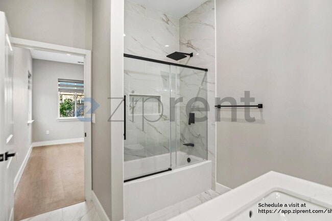 Building Photo - 3649 Wilmington Rd