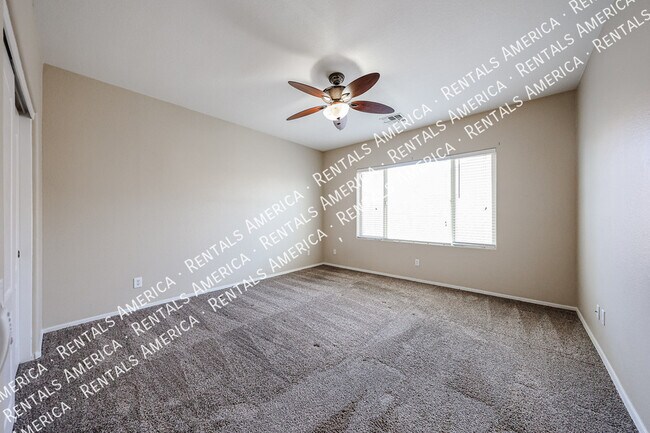 Building Photo - 869 E Waterview Pl