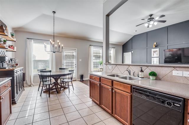 Building Photo - 1710 Chadwick Ct