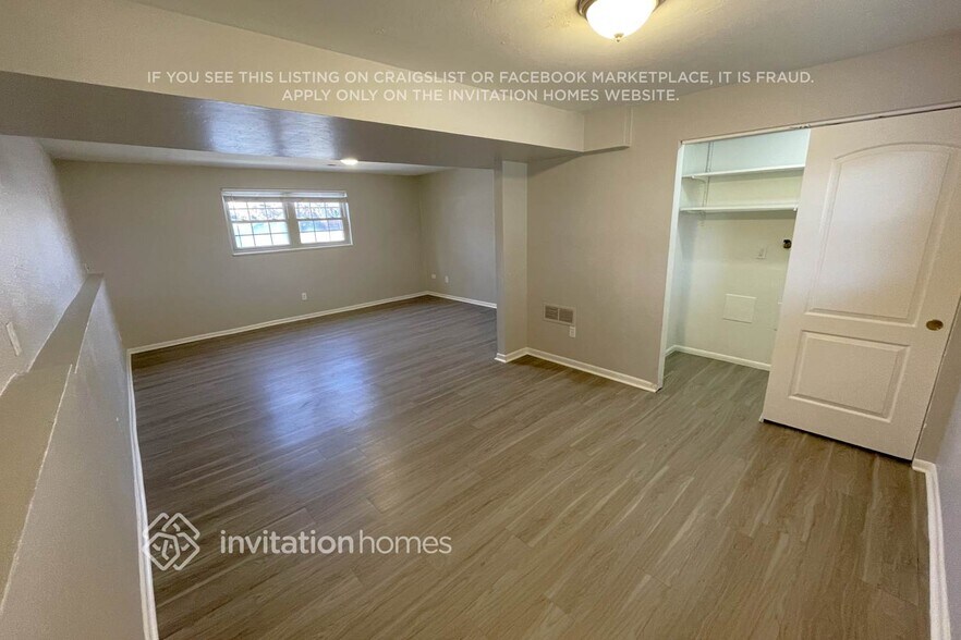 Building Photo - 836 Memphis St