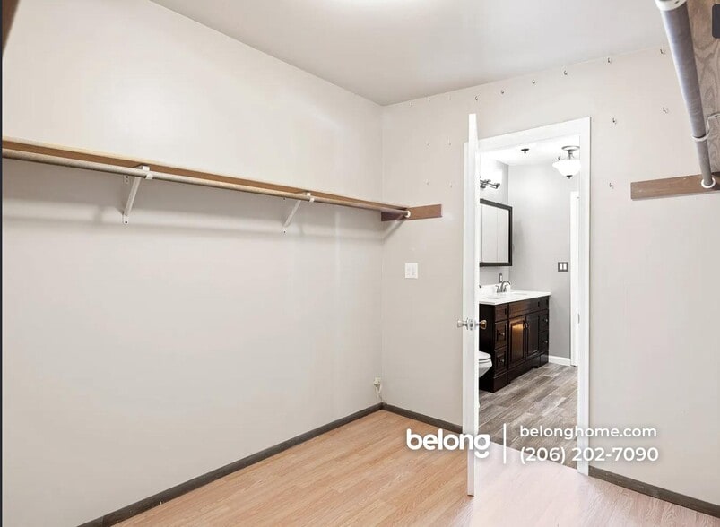 Building Photo - 3404 180th Pl SW