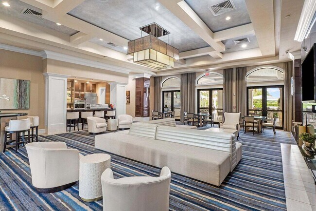 Building Photo - 16631 Chesapeake Bay Ct