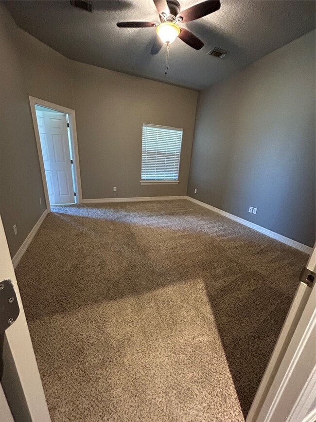 Building Photo - 113 Eagle Nest Ct