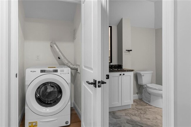 Building Photo - 376 Arnolds Neck Dr