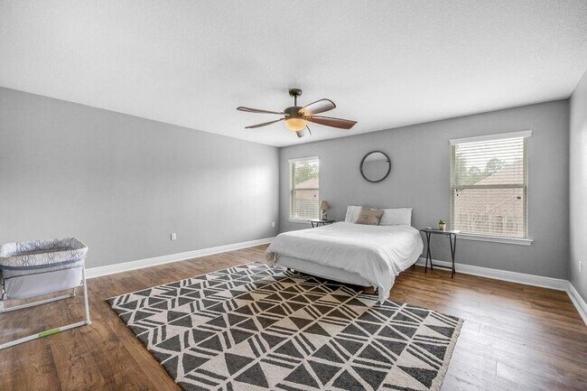 Building Photo - 4415 Mirada Way