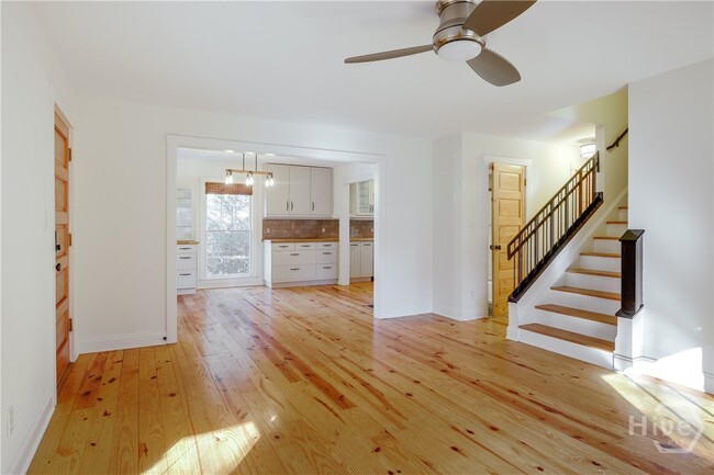 Building Photo - 145 Hendrix Ave