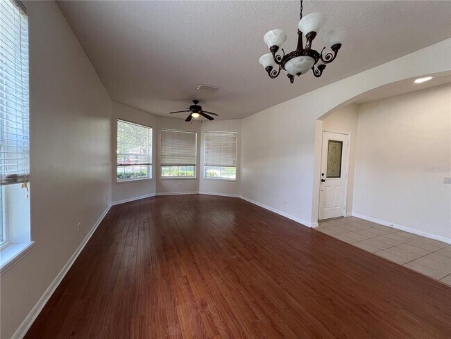 Building Photo - 554 Hiawatha Palm Pl