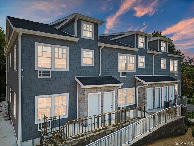 Building Photo - 108 N Kensico Ave