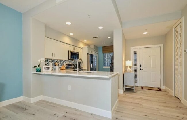 Building Photo - 16400 Millstone Cir