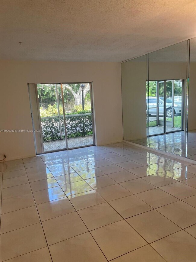 Building Photo - 4384 NW 9th Ave