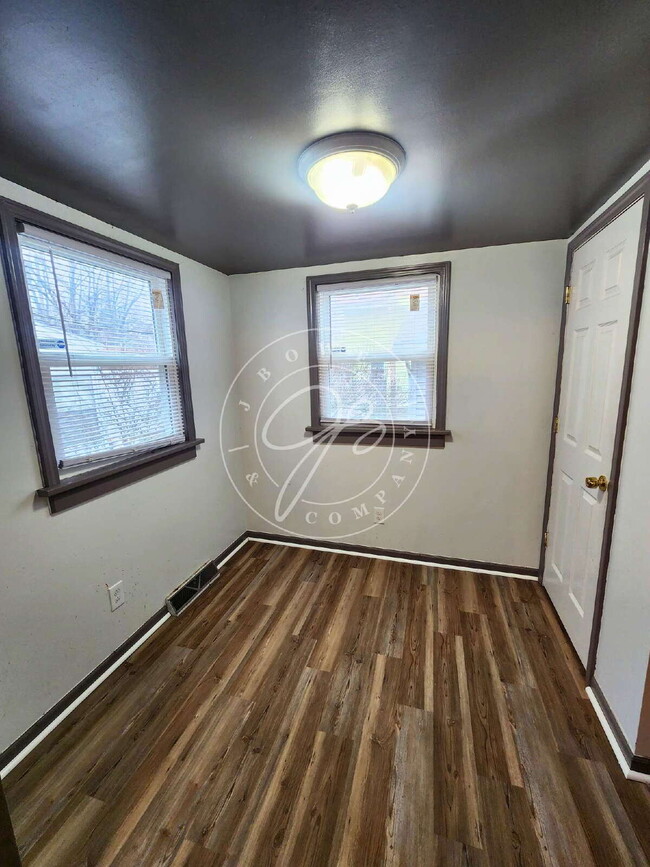 Building Photo - 1248 Kepler Rd