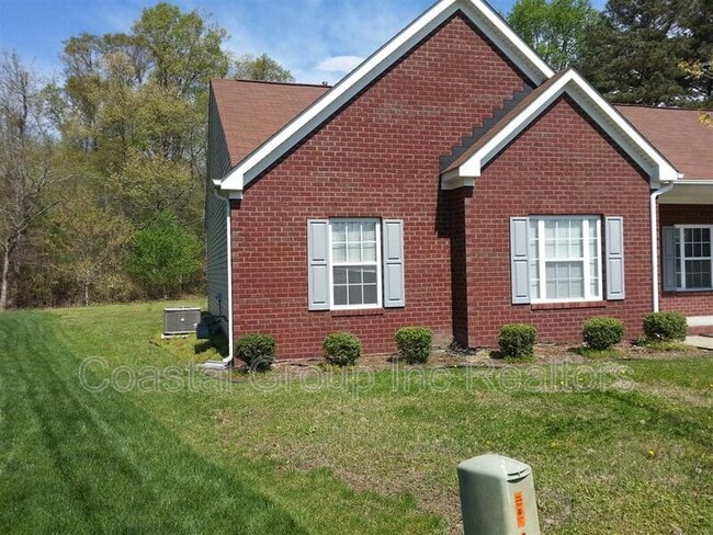 Building Photo - 620 Annaka Loop