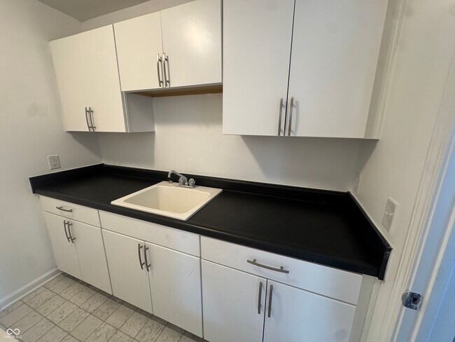 Building Photo - 1296 Wood Thrush Ct