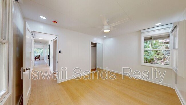 Building Photo - 3271 Paty Dr