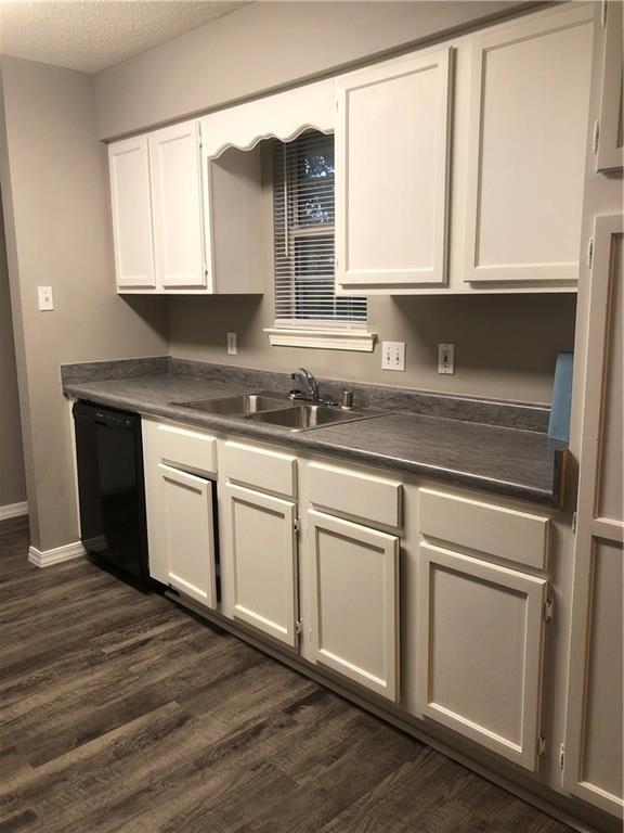 Building Photo - 504 3rd Ave