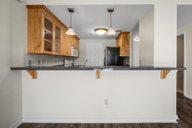 Building Photo - 301 Beacon Ridge Dr