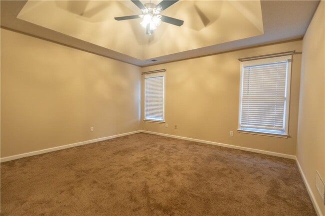 Building Photo - 994 Brentmoor Ln NW