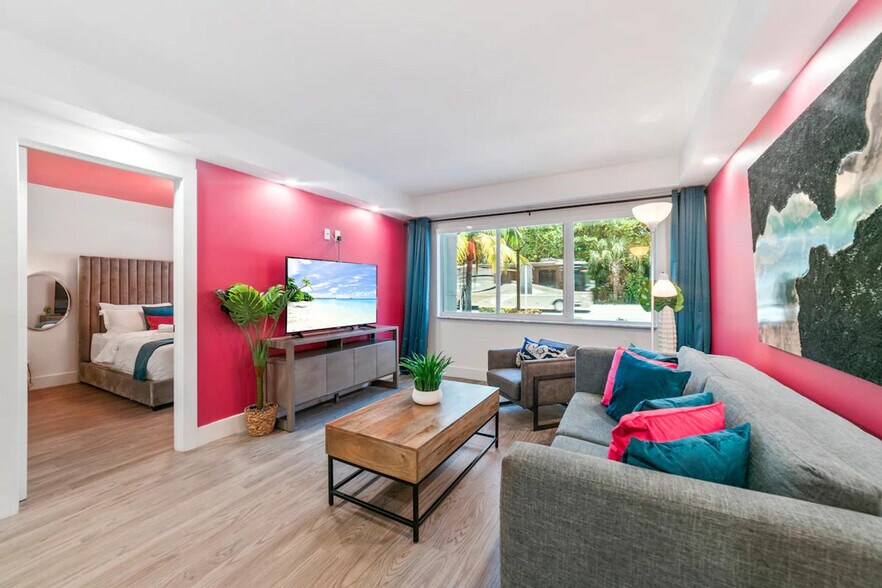 Primary Photo - 365 N Ocean Blvd