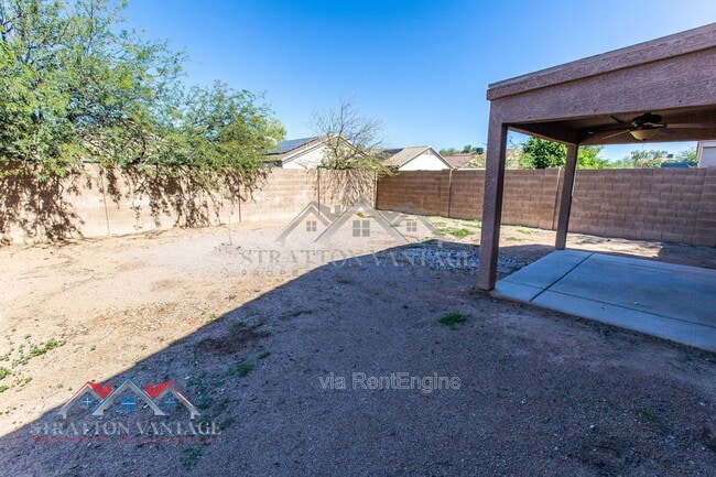 Building Photo - 6714 E Flynn Ave