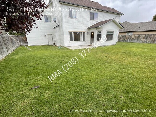 Building Photo - 4336 N Chatterton Ave