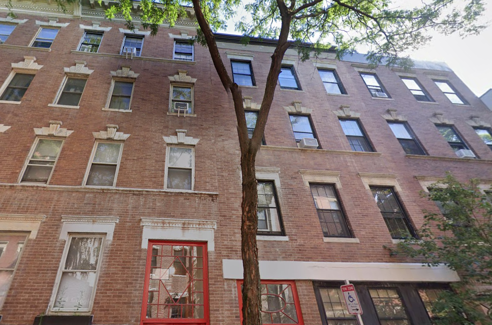 Building Photo - 82 Phillips St