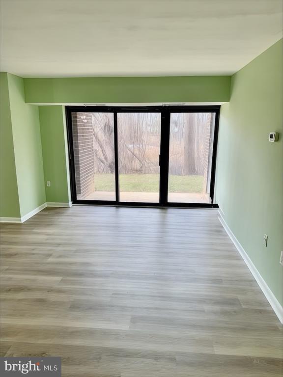 Building Photo - 15712 Dorset Rd