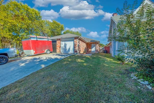 Building Photo - 3107 8th Ave