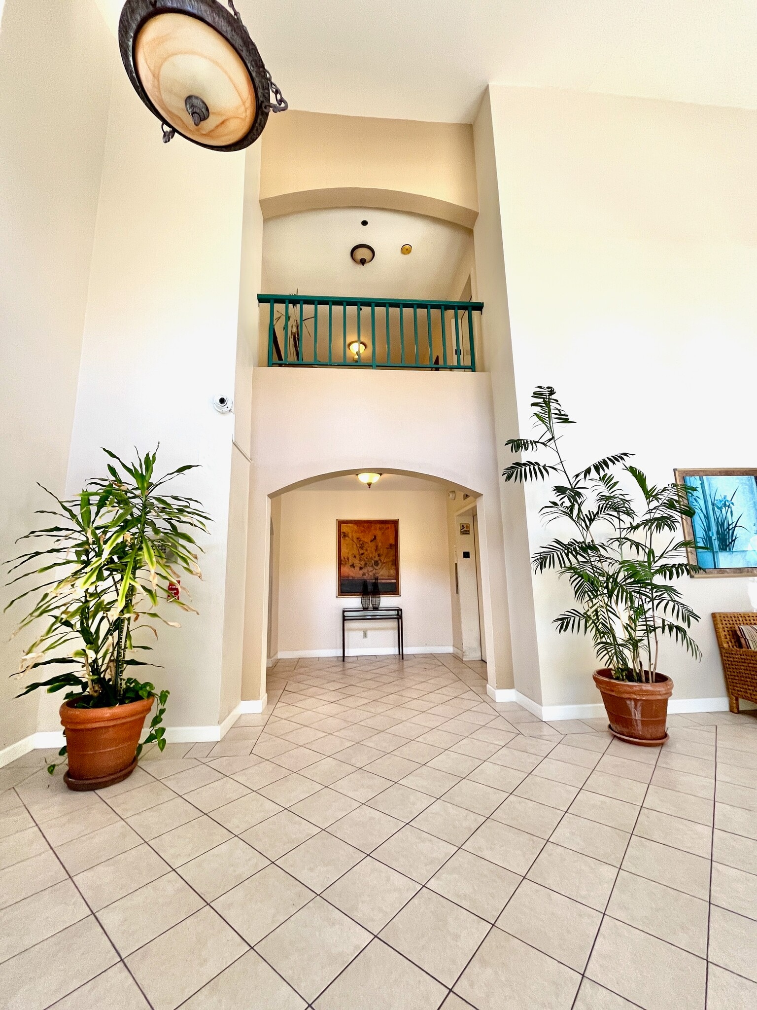 Lobby - 4201 Via Marisol
