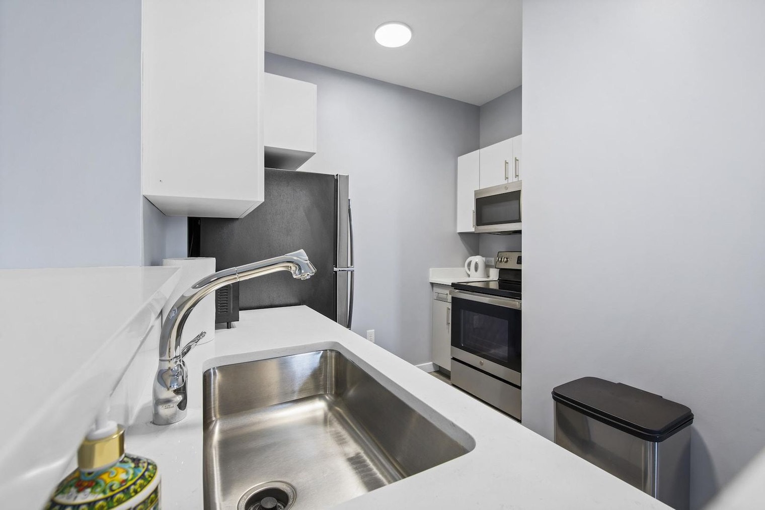 Building Photo - 95 Broadway-SI ID1240399P