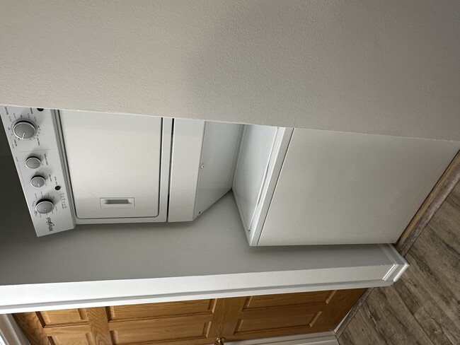 Building Photo - 413 Berkshire Dr