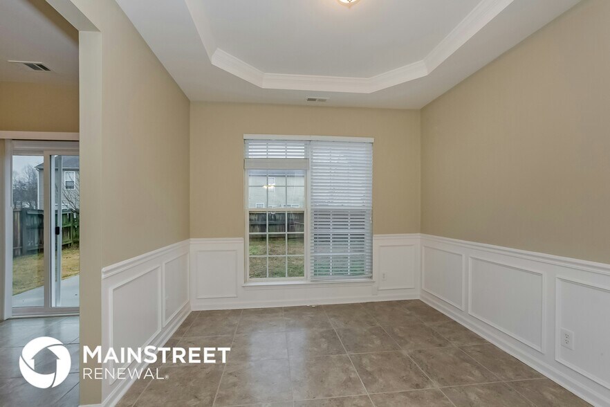 Building Photo - 5307 Peachwood Dr