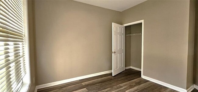 Building Photo - 3350 Steeple Way