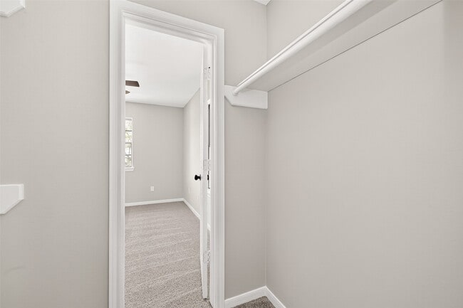 Building Photo - 4906 Pleasure Lake Ln