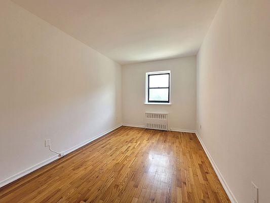 Building Photo - 1 bedroom in BRONX NY 10458