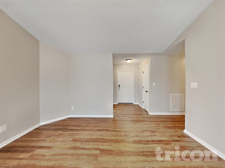 Building Photo - 69 Gray Ghost St