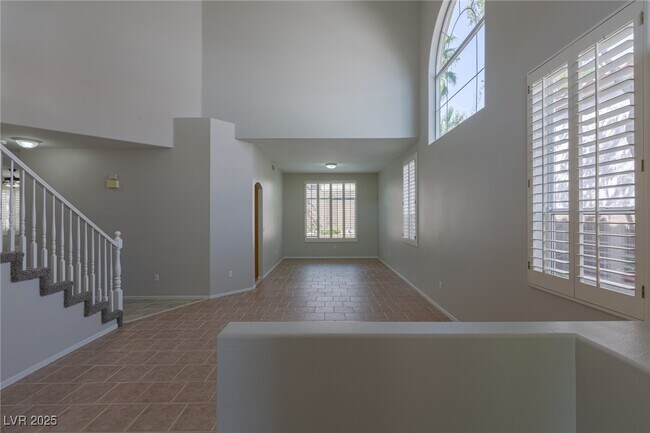 Building Photo - 2317 Sunrise Meadows Dr