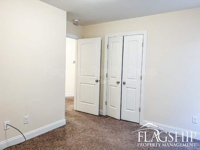 Building Photo - 118 Quail Hollow Dr