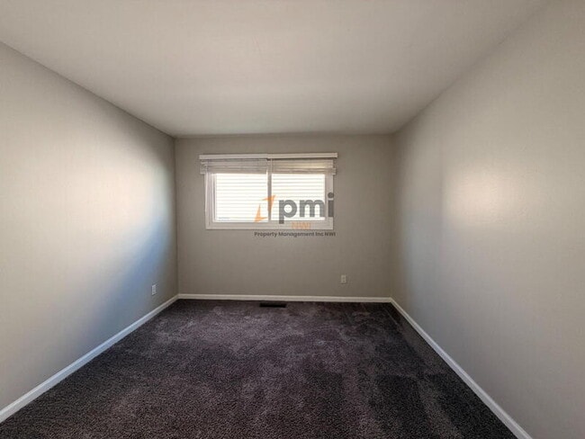 Building Photo - 2353 McCool Rd