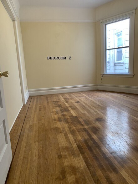 Building Photo - 168 Lexington St