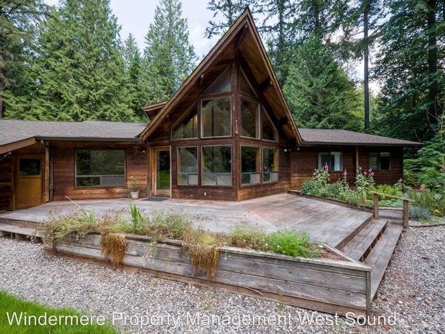 Building Photo - 5209 NE Forest Glade Ln
