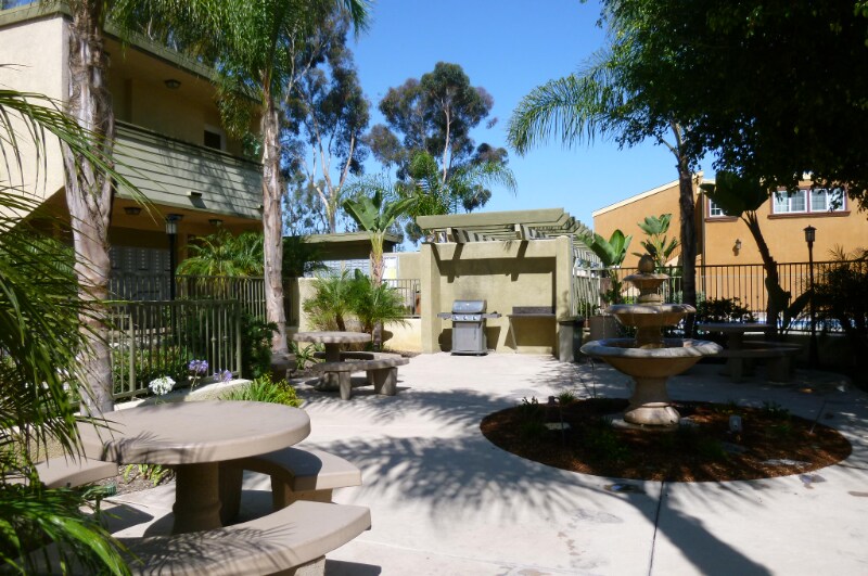 Building Photo - 5404 Balboa Arms Dr